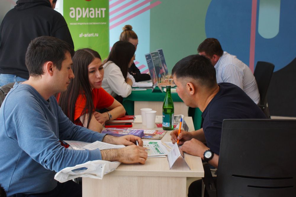 В Челябинской области состоялась ярмарка вакансий ведущих предприятий агропромышленного комплекса для участников СВО