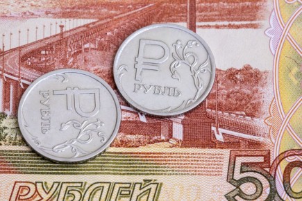 8,7          