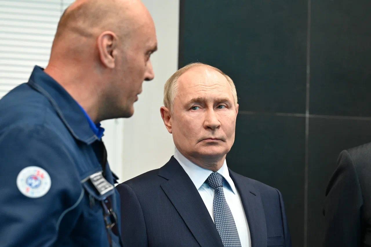 Владимир Путин посетил ММК: лучшие снимки с визита президента Владимир Путин посетил ММК: лучшие снимки с визита президента