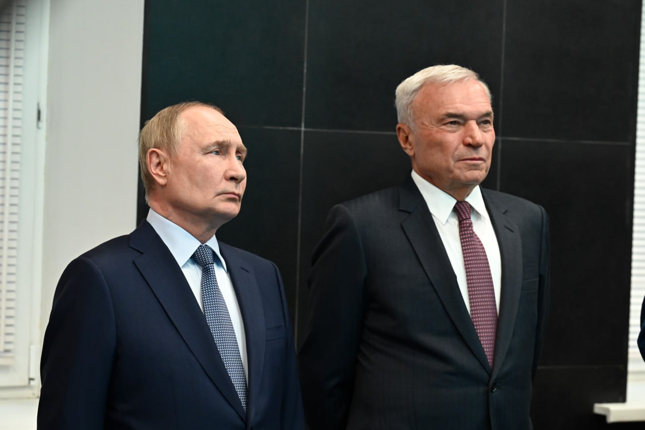 Сегодня Президент России Владимир Путин работает в Челябинской области Сегодня Президент России Владимир Путин работает в Челябинской области