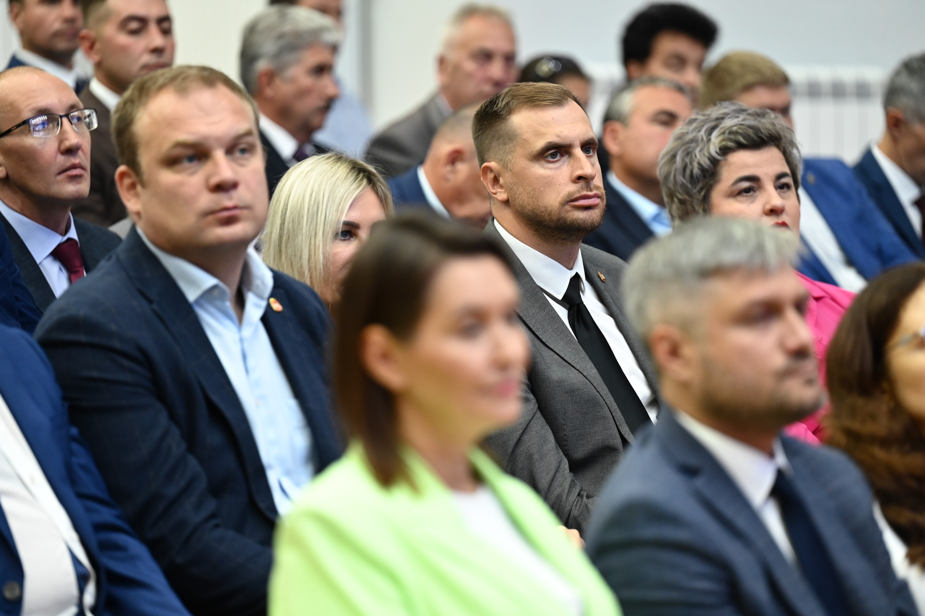 Алексей Текслер провел областное совещание в выездном формате Алексей Текслер провел областное совещание в выездном формате