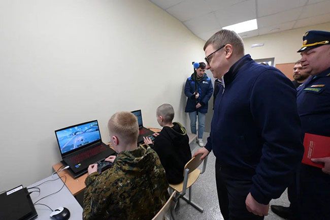 Уроки будущего. Названы векторы развития образования в Челябинской области Уроки будущего. Названы векторы развития образования в Челябинской области