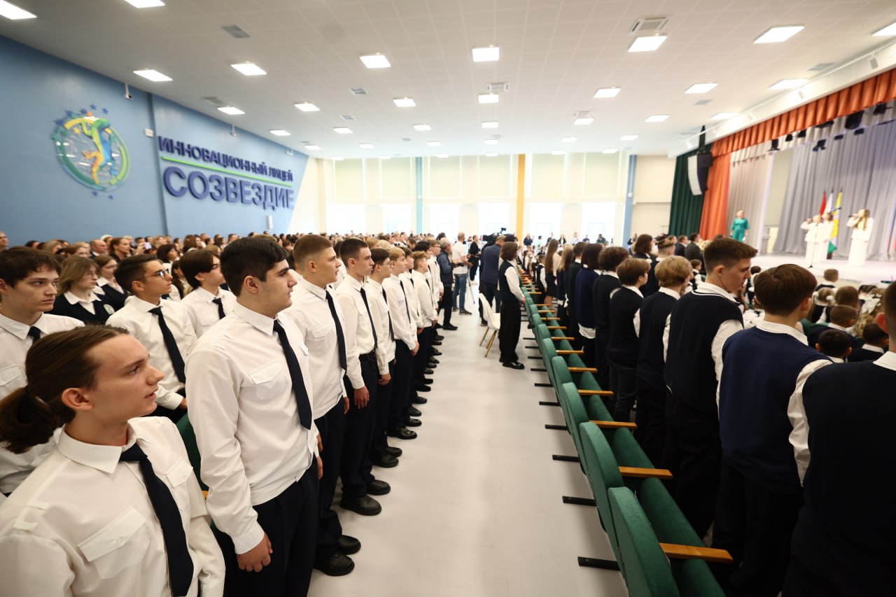 Алексей Текслер принял участие в открытии новой школы в Челябинске Алексей Текслер принял участие в открытии новой школы в Челябинске