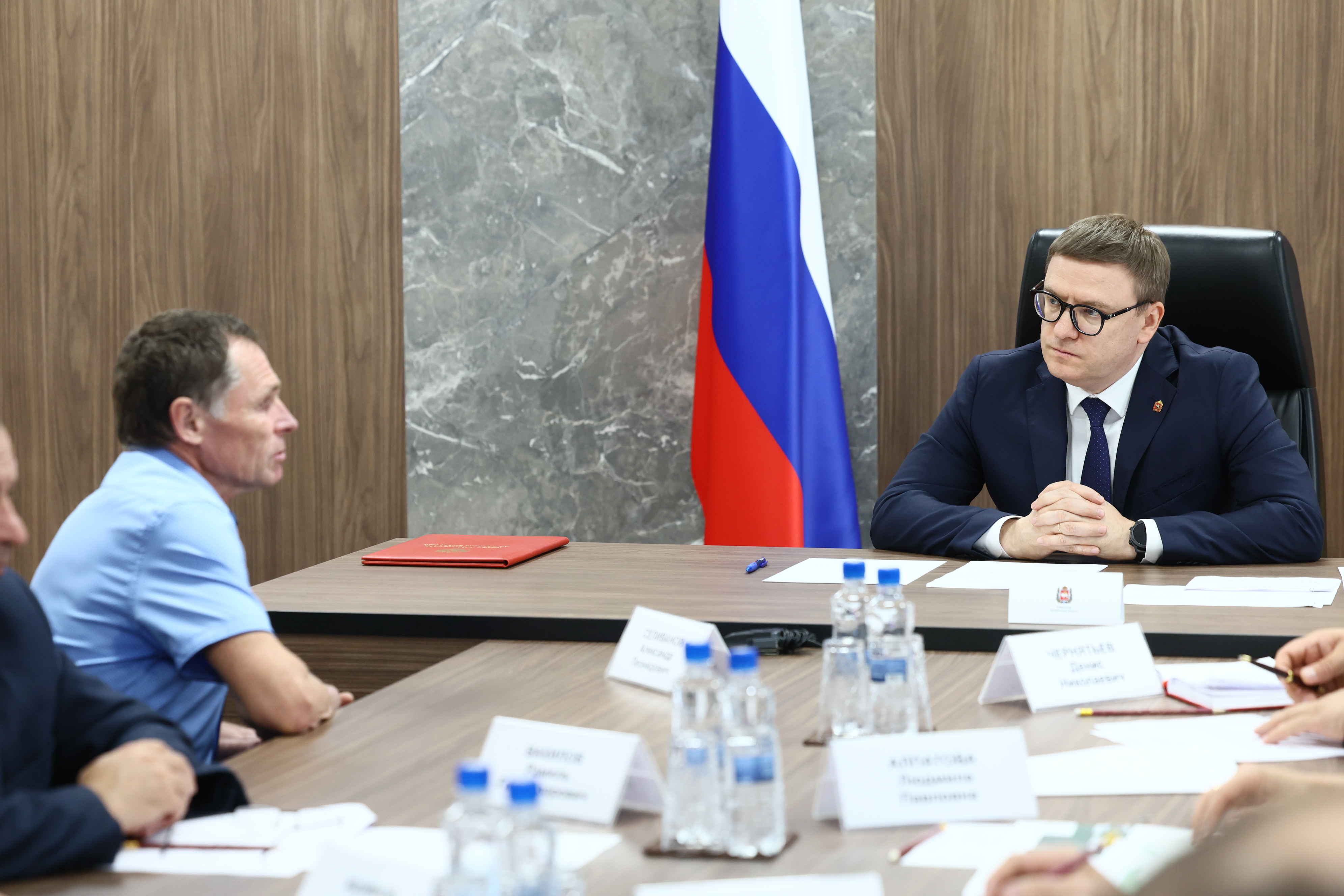 Губернатор Алексей Текслер провел личный прием граждан в приемной Президента Российской Федерации в Челябинской области Губернатор Алексей Текслер провел личный прием граждан в приемной Президента Российской Федерации в Челябинской области