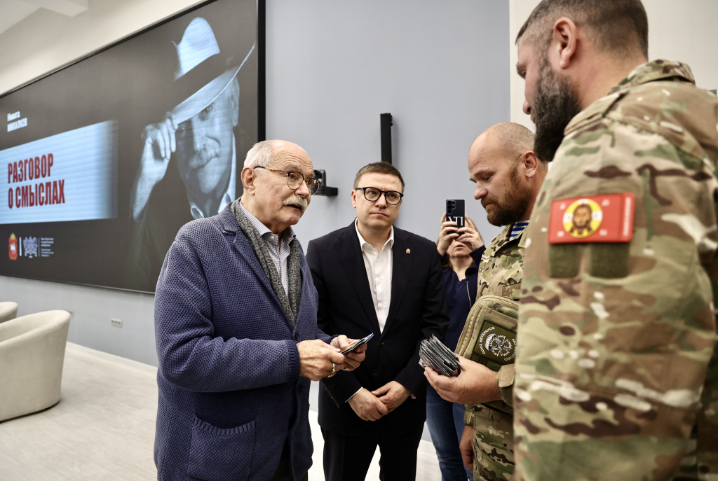 Поговорим о смыслах? Никита Михалков встретился с южноуральцами Поговорим о смыслах? Никита Михалков встретился с южноуральцами