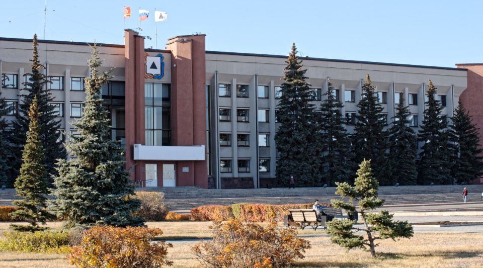 В целях социальной поддержки граждан, заключивших контракт с Министерством обороны Российской Федерации для прохождения военной службы Магнитогорское городское Собрание депутатов внесло изменение в ранее принятое Решение об...