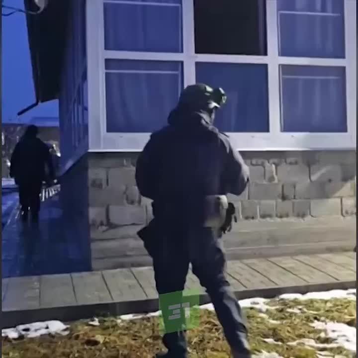 Два года держали бордели и зарабатывали на проституции