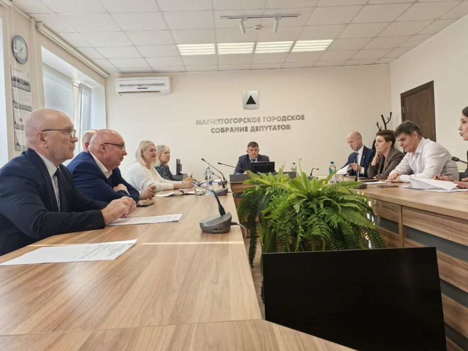 Комиссия по социальной политике и связям с общественностью под председательством Алексея Бельтюкова в числе прочих вопросов рассмотрела изменения в муниципальные программы развития туризма, образования, а также по социальной...