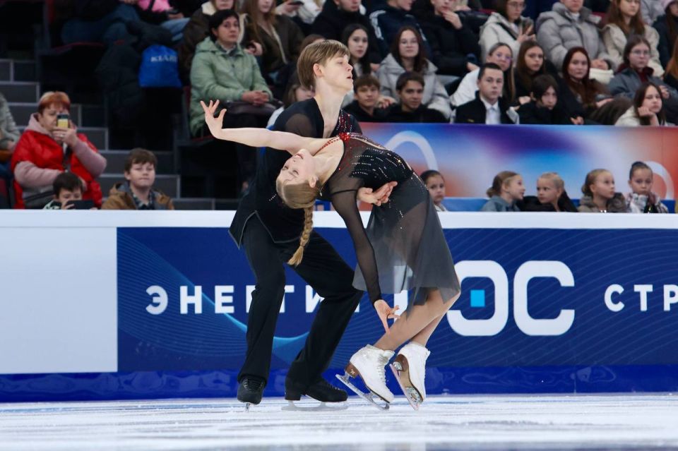 В Магнитогорске определились первые победители и призеры Всероссийских соревнований по фигурному катанию среди юниоров