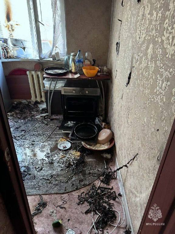 В Магнитогорске дети едва не спалили квартиру В Магнитогорске дети едва не спалили квартиру