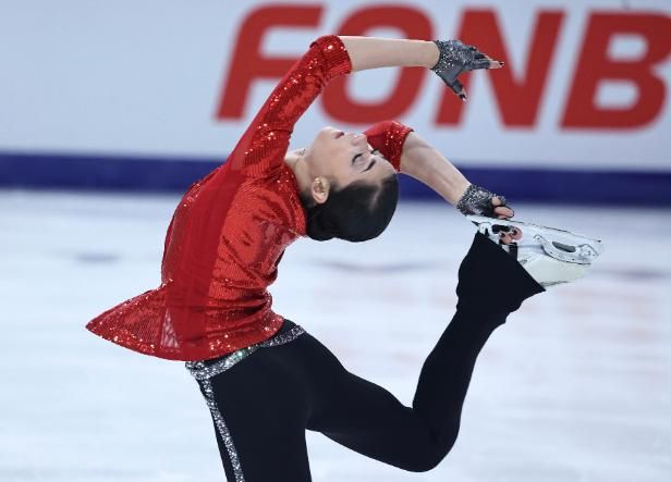 В Магнитогорске определились лидеры после короткой программы и ритм-танца