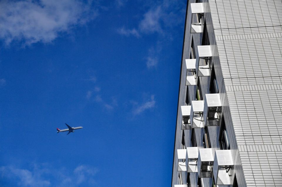 На борту 181 пассажир: самолет из Петербурга в Магнитогорск экстренно сел в Оренбурге