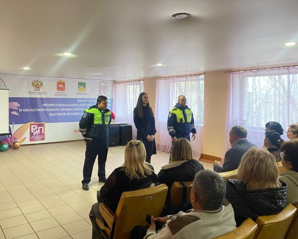 Сотрудники Госавтоинспекции проводят в регионе профилактические мероприятия по предупреждению ДТП с участием несовершеннолетних