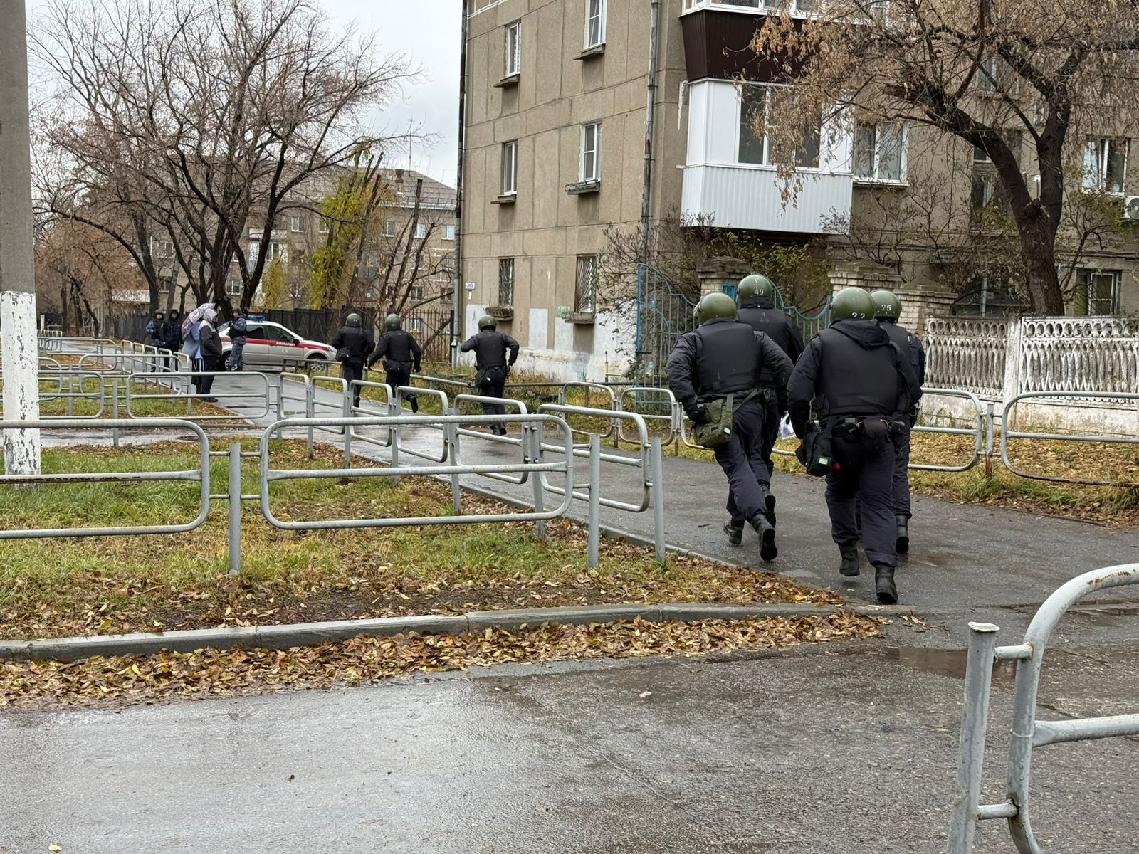 Оперативной группой в Магнитогорске проводится антитеррористическая тренировка Оперативной группой в Магнитогорске проводится антитеррористическая тренировка