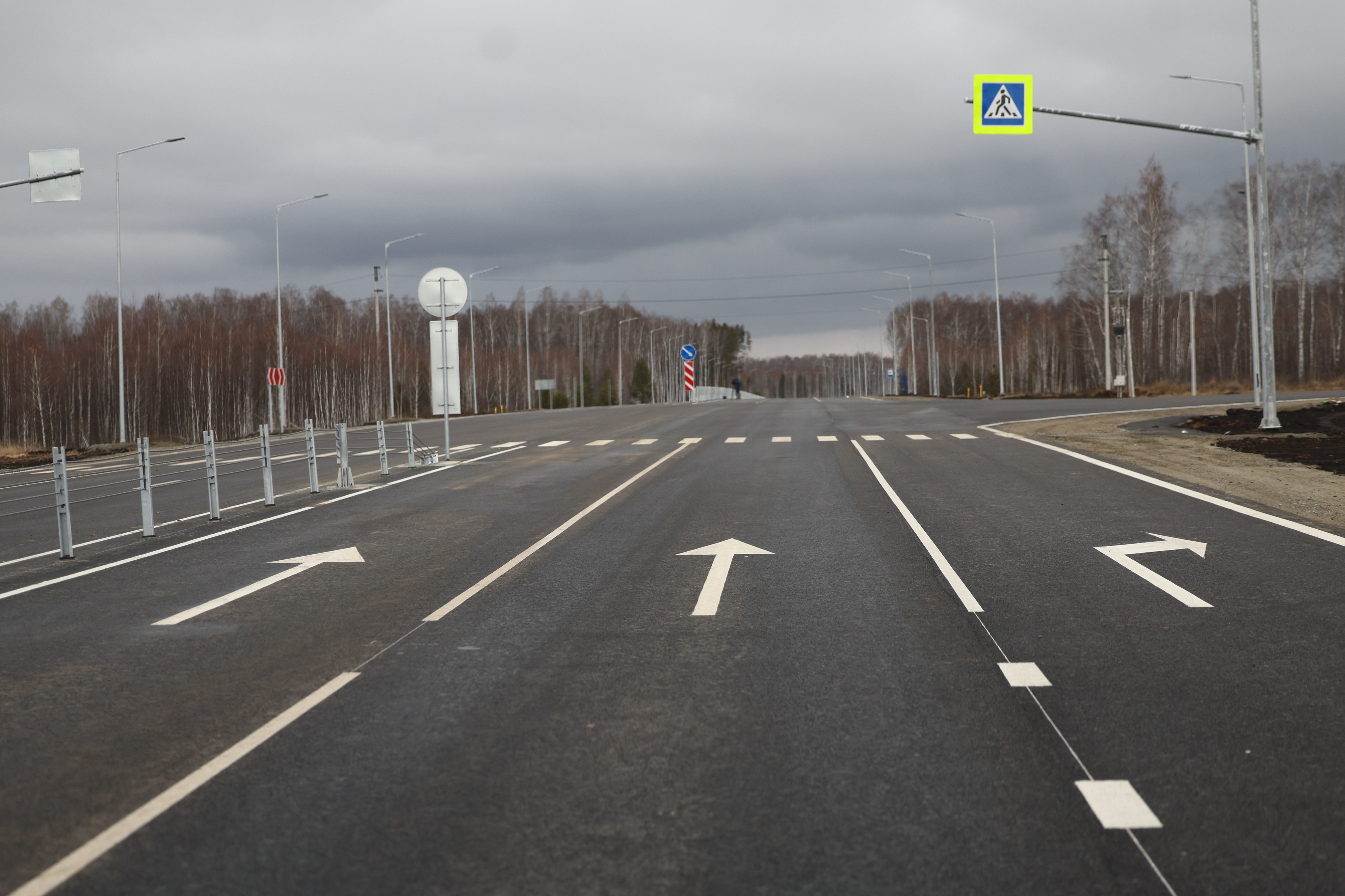 Алексей Текслер дал старт движению по новым дорожным объектам в регионе Алексей Текслер дал старт движению по новым дорожным объектам в регионе