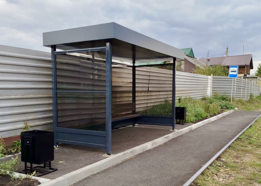 В Магнитогорске обновляют остановки общественного транспорта В Магнитогорске обновляют остановки общественного транспорта