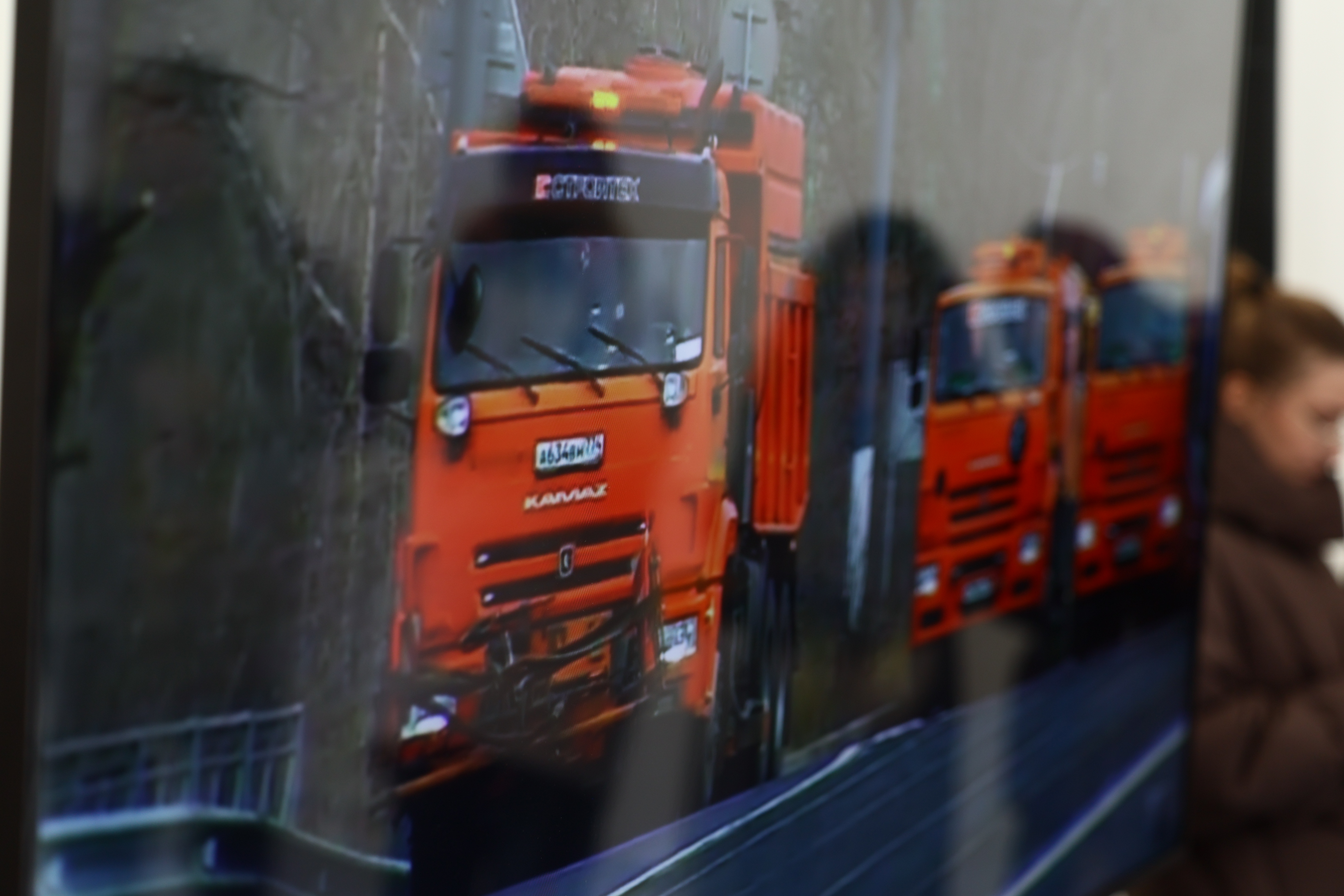 Алексей Текслер дал старт движению по новым дорожным объектам в регионе Алексей Текслер дал старт движению по новым дорожным объектам в регионе