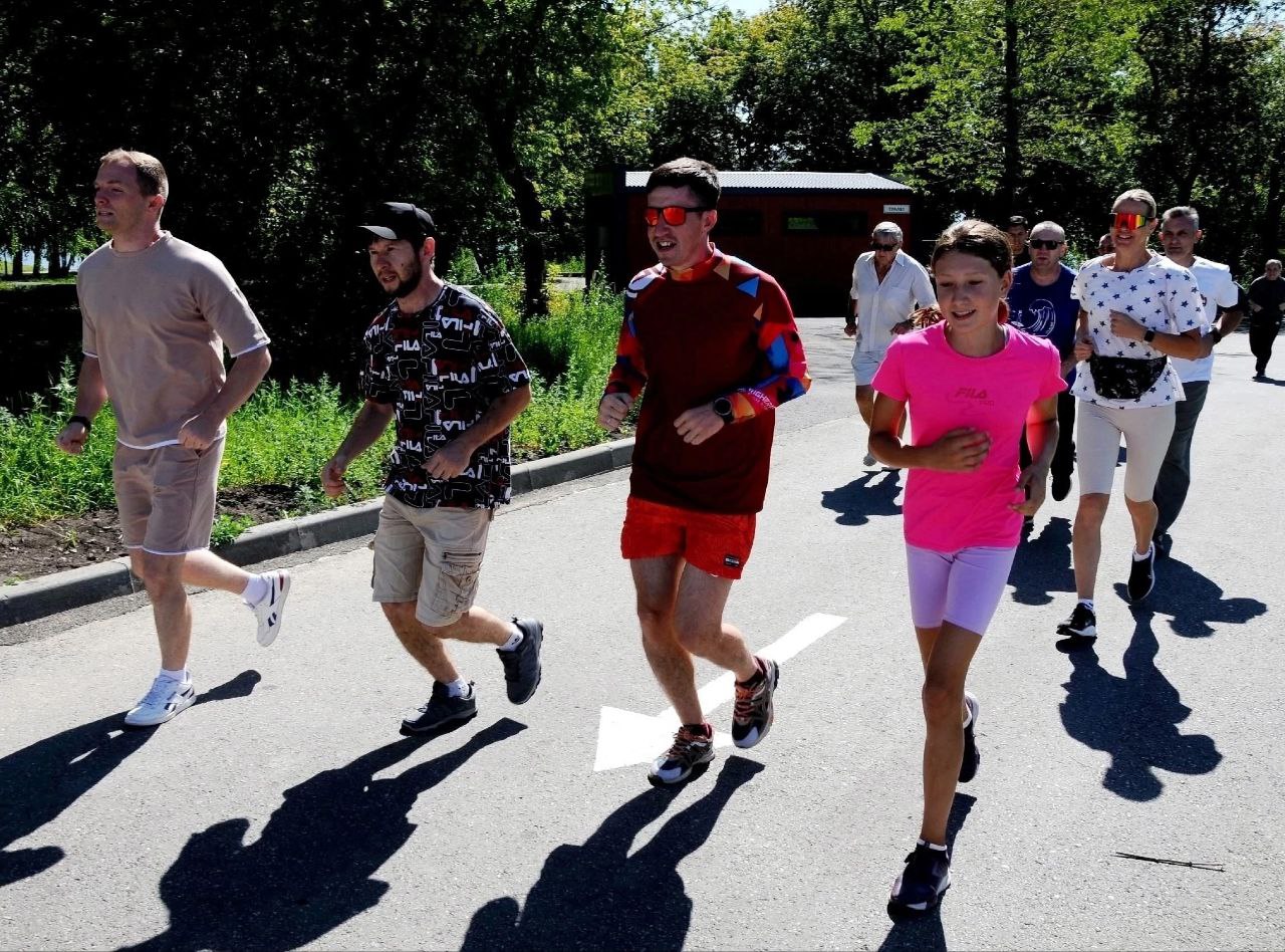 Завтра - новая встреча активистов клуба "Бегайте с нами - бегайте сами!" Завтра - новая встреча активистов клуба "Бегайте с нами - бегайте сами!"