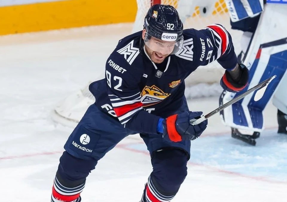 «10 миллионов мне достаточно»: форвард Евгений Кузнецов о своей зарплате в магнитогорском «Металлурге»