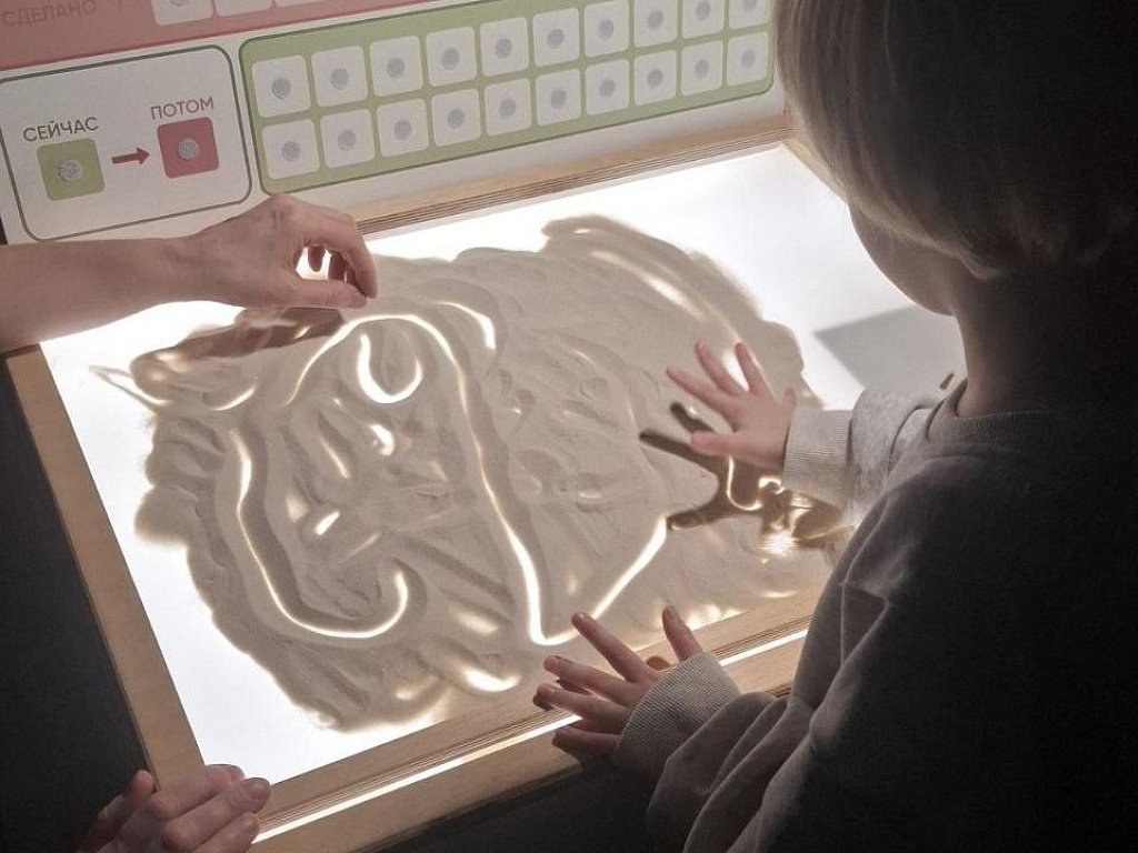 В Магнитогорске открыли первую сенсорную комнату для детей с аутизмом