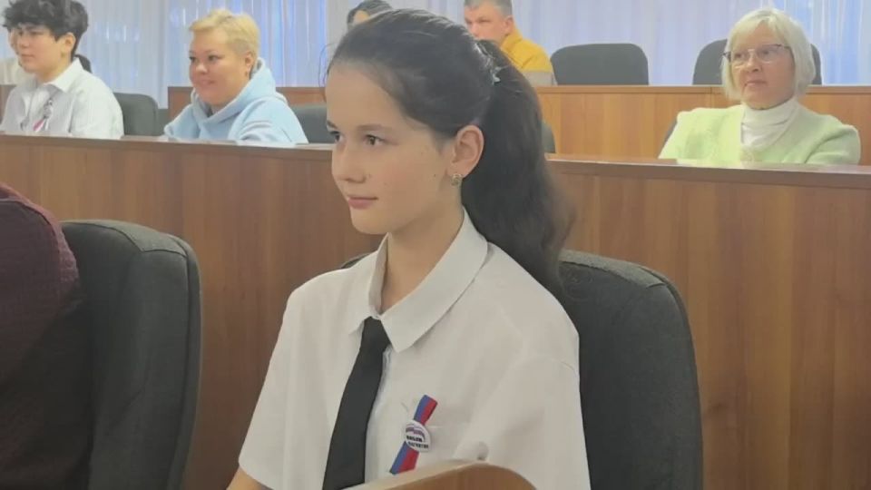 Вчера в Зале заседаний Магнитогорского городского Собрания депутатов состоялась церемония вручения первых паспортов гражданина Российской Федерации