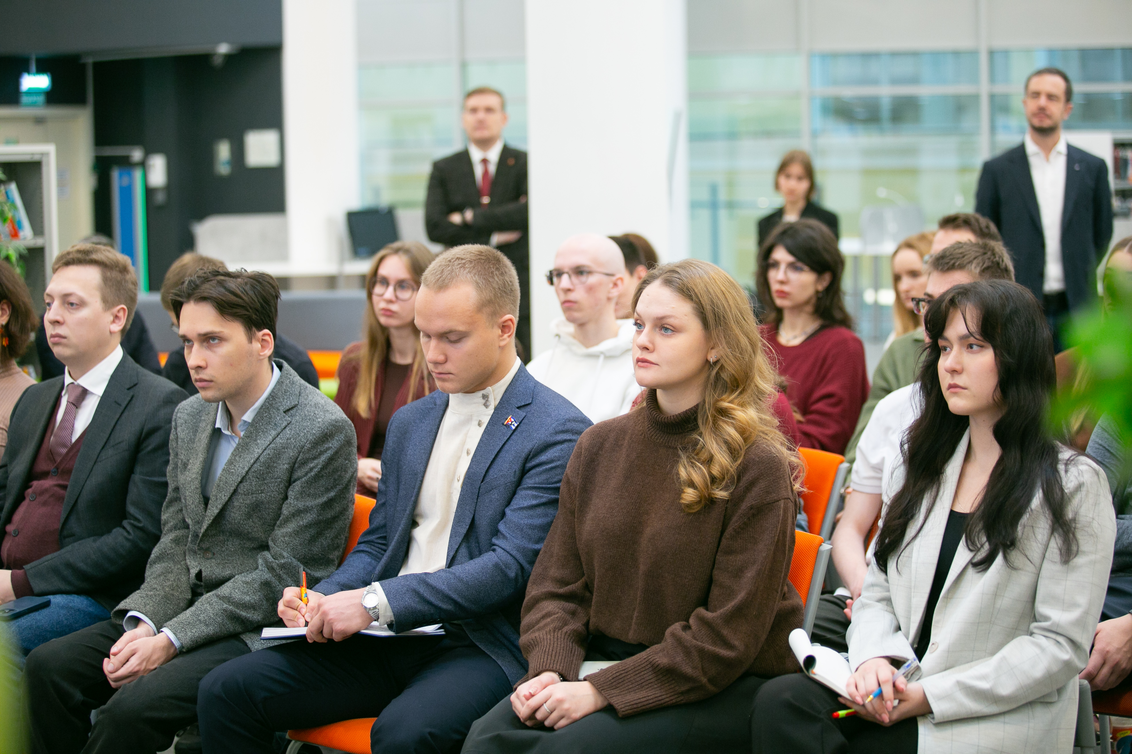 Алексей Текслер принял участие в проекте Высшей школы экономики «ГосВышка» Алексей Текслер принял участие в проекте Высшей школы экономики «ГосВышка»