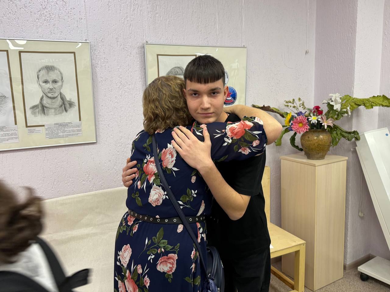 Выставку портретов бойцов СВО подготовили учащиеся магнитогорской Детской художественной школы Выставку портретов бойцов СВО подготовили учащиеся магнитогорской Детской художественной школы