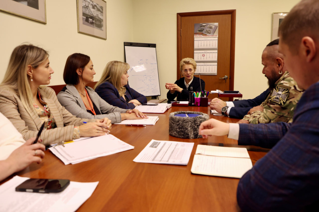 Стажируясь в администрации Магнитогорска, бойцы СВО изучат финансовый блок Стажируясь в администрации Магнитогорска, бойцы СВО изучат финансовый блок