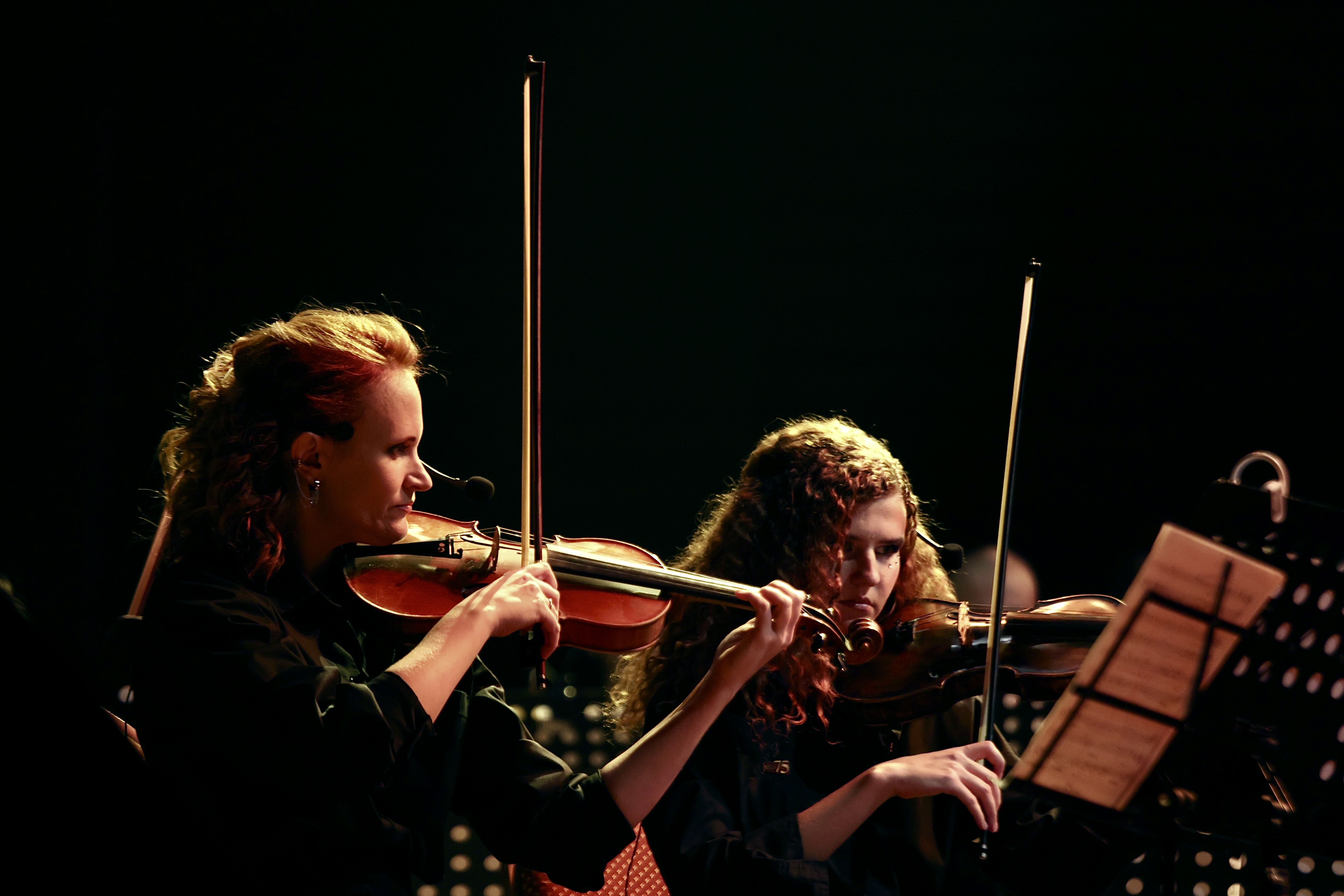 75 лет в свете софитов 75 лет в свете софитов