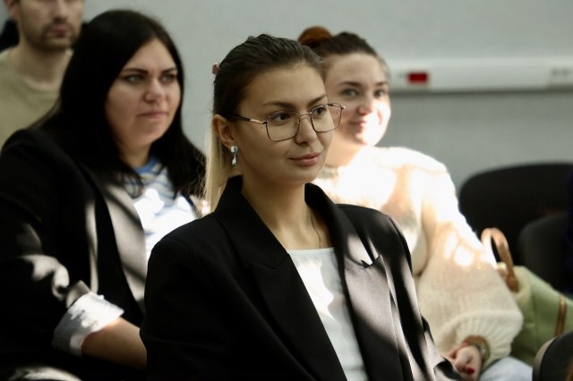 В пресс-центре администрации Магнитогорска прошел образовательный семинар, посвященный вопросам поддержки социально значимых инициатив, некоммерческих организаций и социального предпринимательства В пресс-центре администрации Магнитогорска прошел образовательный семинар, посвященный вопросам поддержки социально значимых инициатив, некоммерческих организаций и социального предпринимательства