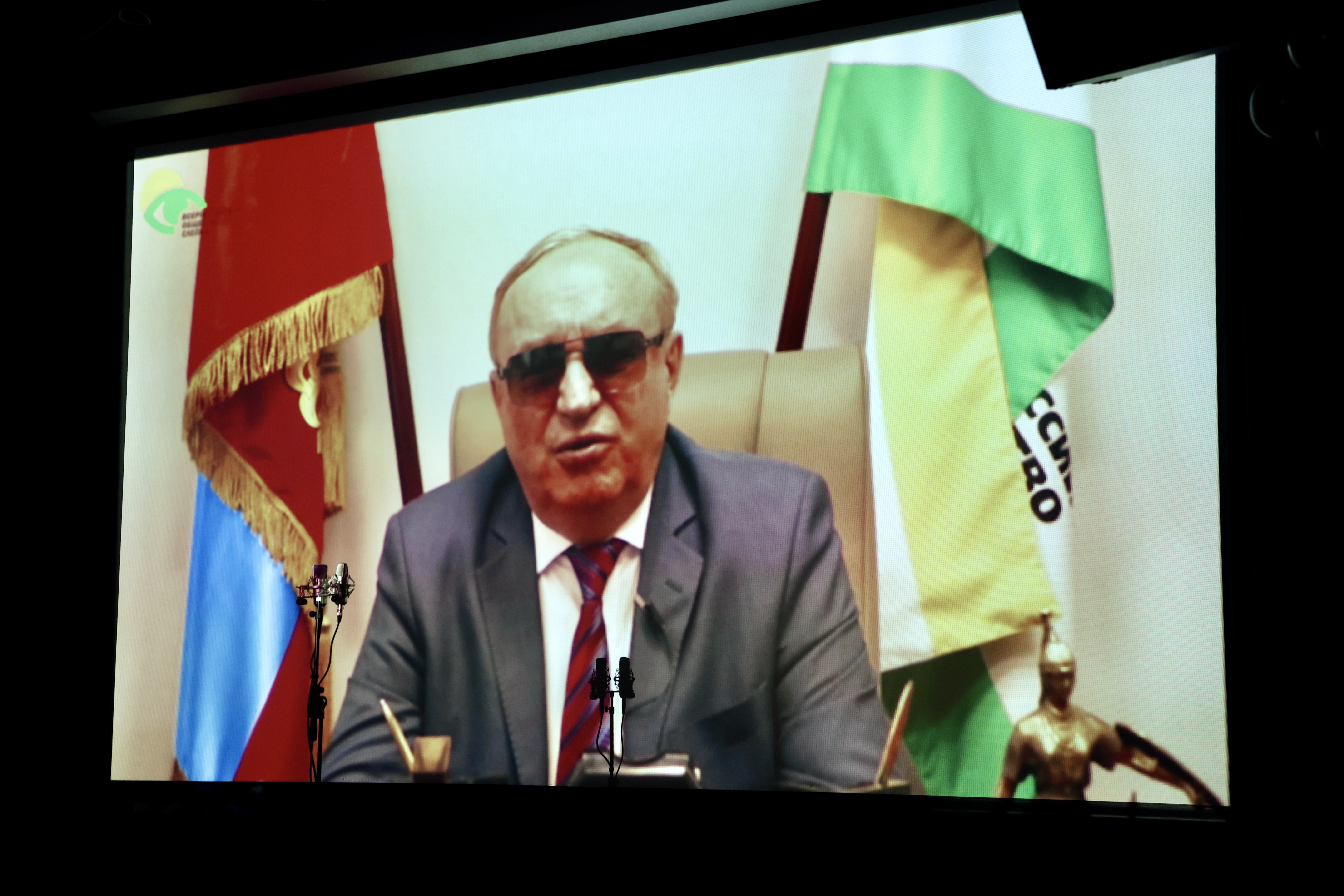 С таких людей надо брать пример С таких людей надо брать пример