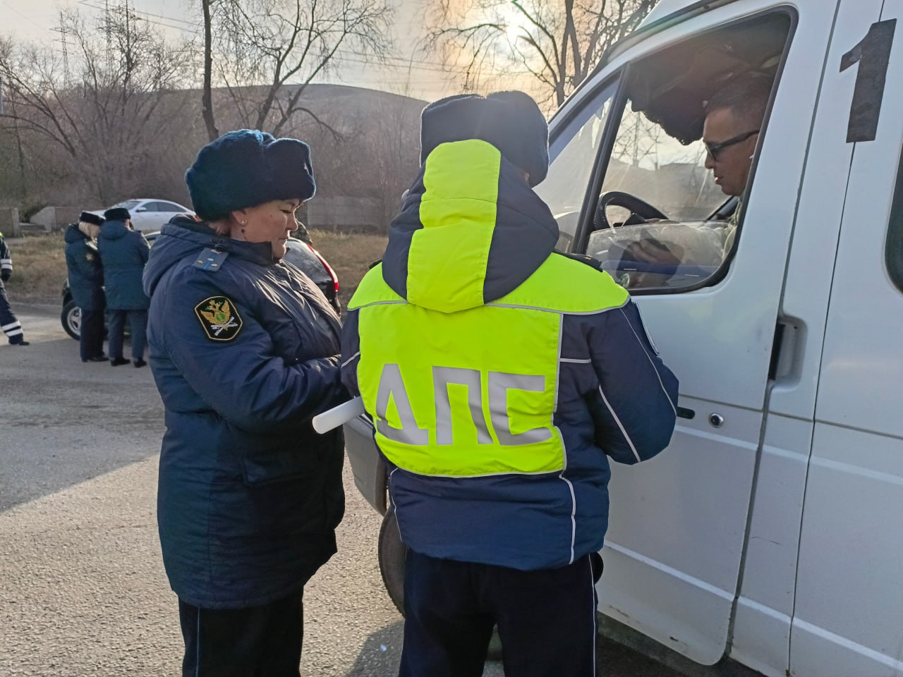 В Магнитогорске и Кусинском районе госавтоинспекторы и судебные приставы в ходе рейдов выявили злостных неплательщиков штрафов В Магнитогорске и Кусинском районе госавтоинспекторы и судебные приставы в ходе рейдов выявили злостных неплательщиков штрафов