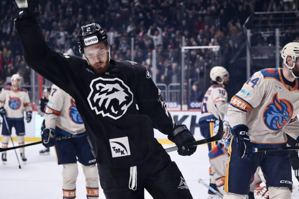 «Трактор» одержал свою крупнейшую победу в КХЛ, разгромив «Шанхай Дрэгонс» «Трактор» одержал свою крупнейшую победу в КХЛ, разгромив «Шанхай Дрэгонс»