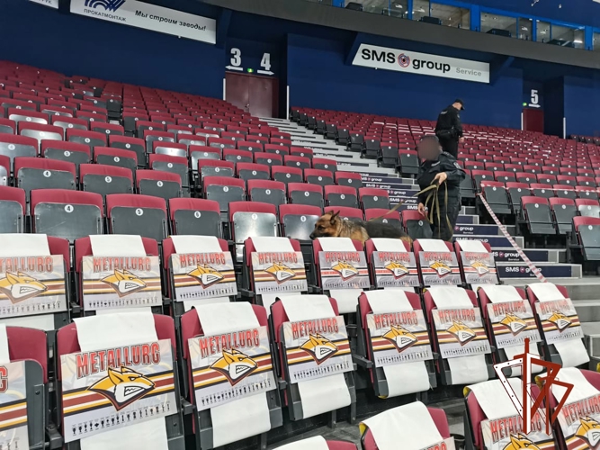 На Южном Урале Росгвардия обеспечила антитеррористическую защищенность на матче регулярного чемпионата Континентальной хоккейной лиги