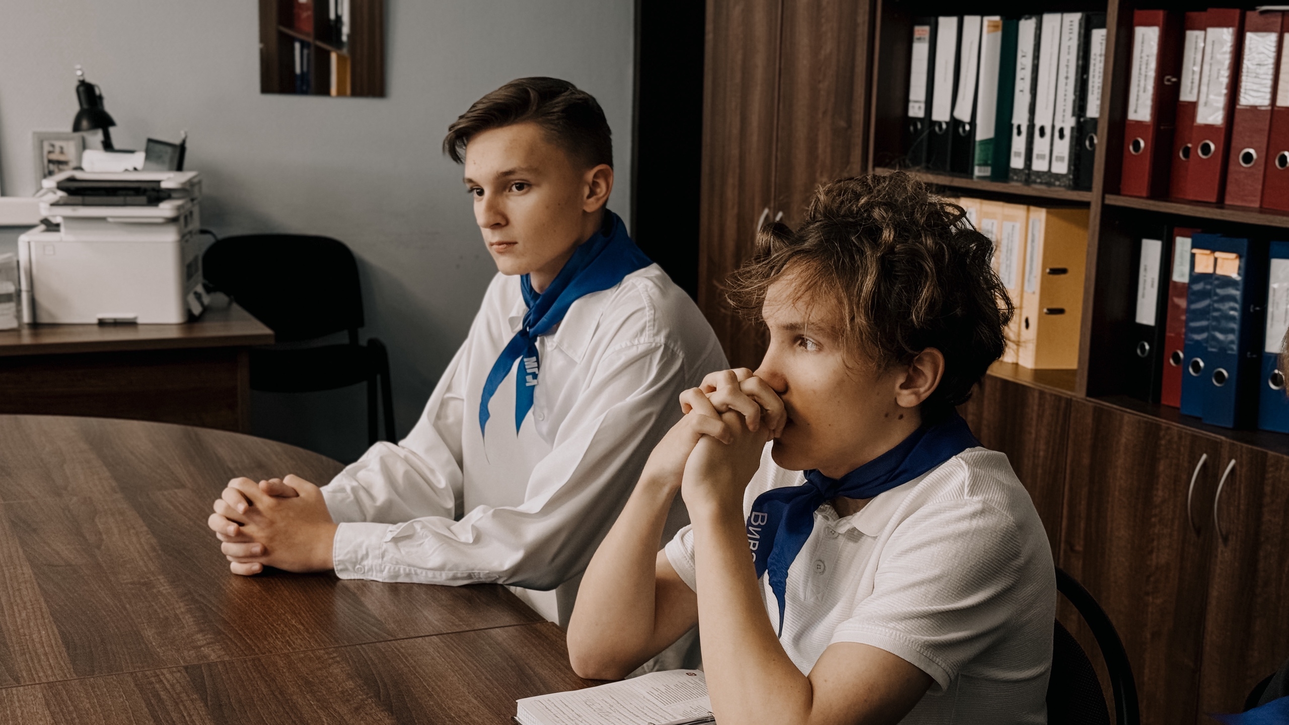 Коридоры власти Коридоры власти