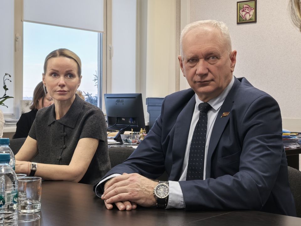 На декабрьском заседании комиссии по законодательству и местному самоуправлению было рассмотрено 10 вопросов