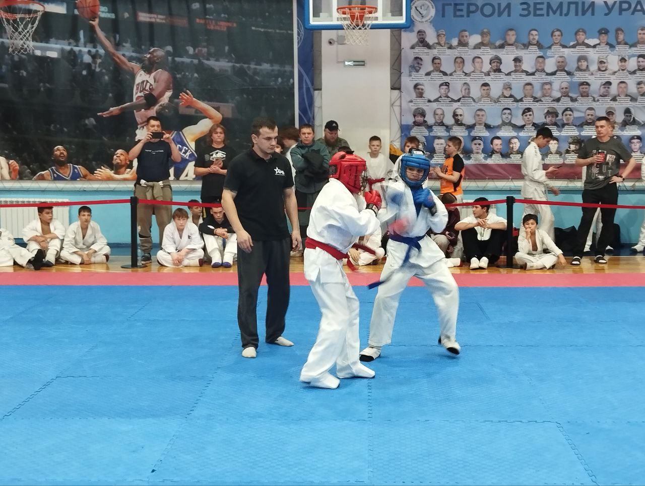 Военные контрразведчики организовали турнир по рукопашному бою в Челябинске