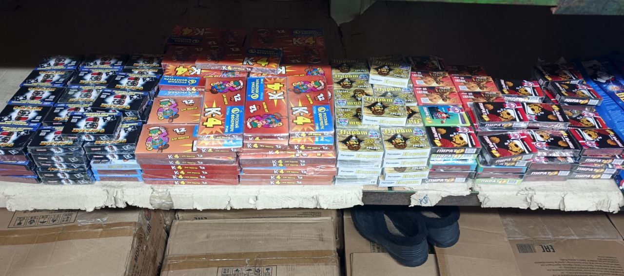 Полиция Магнитогорска изъяла более 2500 единиц нелегальной пиротехники