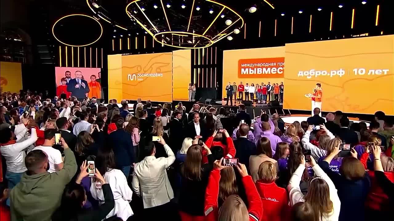 Добро побеждает, когда за дело берутся наши супергерои - волонтёры