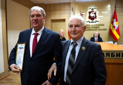 В Главном управлении МВД России по Челябинской области состоялось награждение отличившихся сотрудников