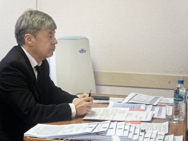 Сразу несколько вопросов о передаче в безвозмездное пользование муниципальных помещений были включены в повестку комиссии по муниципальной собственности и земельным отношениям