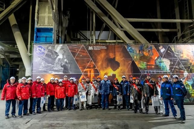 � ������������� ��������� 900-���������� ����� �����