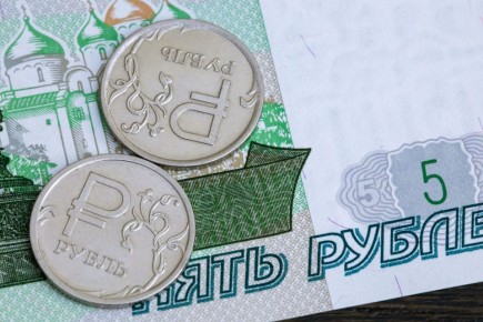 Более 3,6 млн рублей задолжал работникам руководитель компании в Магнитогорске