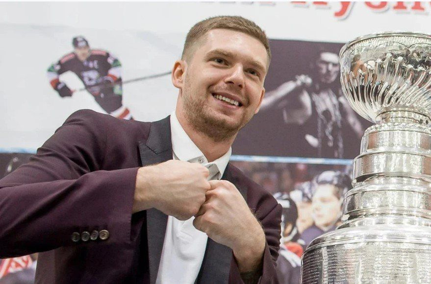 Теперь официально. Обладатель Кубка Стэнли Евгений Кузнецов, который находился на драфте отказов магнитогорского «Металлурга», перешел в уфимскую команду «Салават Юлаев»