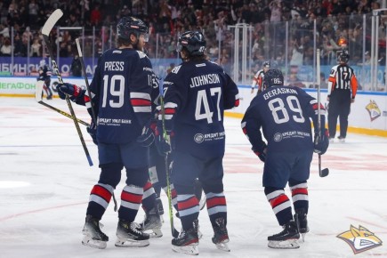 Хоккейный праздник в Магнитогорске. «Металлург» забросил девять шайб в ворота ХК «Сочи»