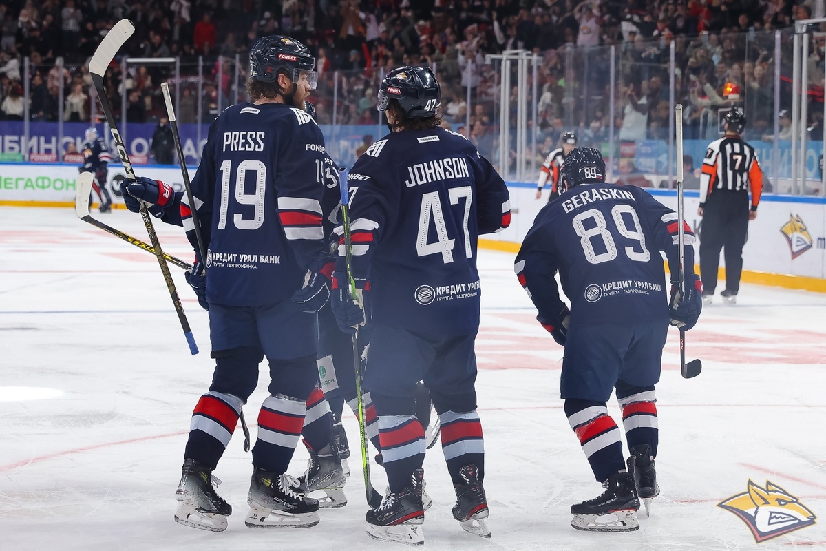 Хоккейный праздник в Магнитогорске. «Металлург» забросил девять шайб в ворота ХК «Сочи»