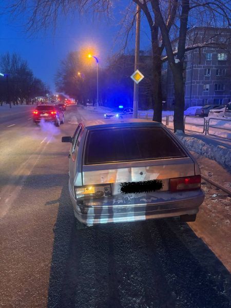 В Магнитогорске полицейские задержали несовершеннолетнего жителя за рулем автомобиля