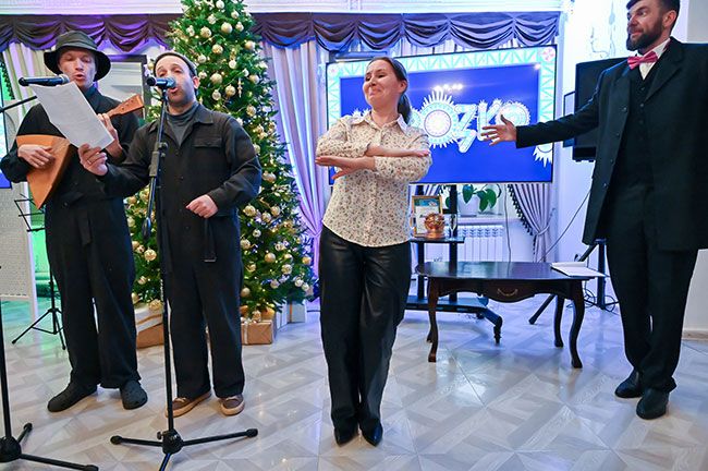 Три в одном. В Доме Покровского случилось зимнее веселое и душевное событие