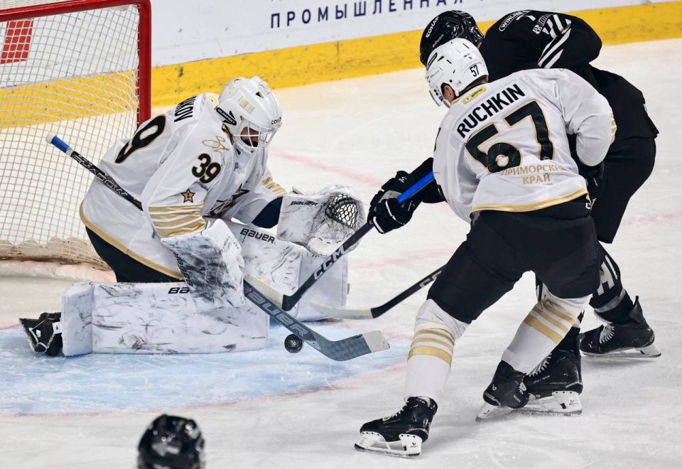 «Трактор» завершил домашнюю серию победой