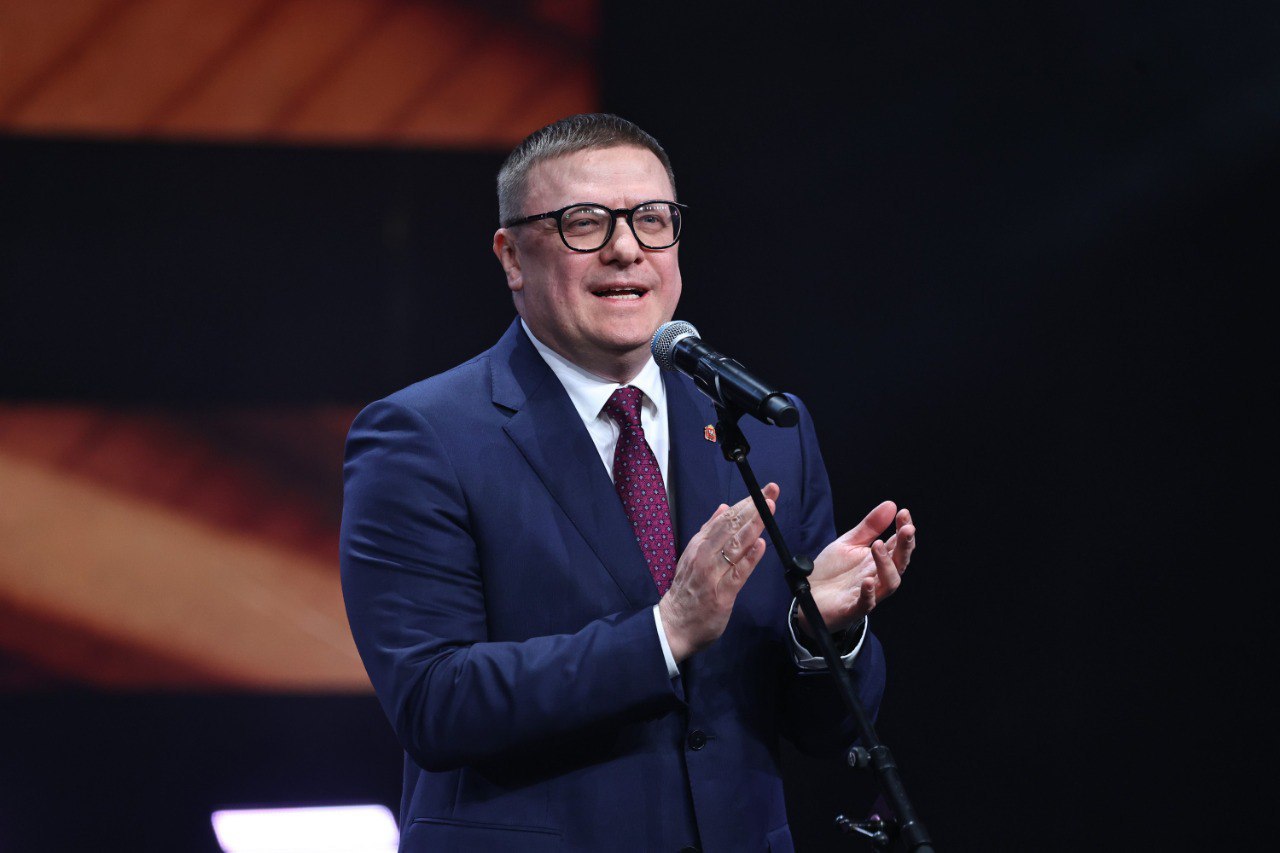 Алексей Текслер вошел в ТОП-3 медиарейтинга глав регионов УрФО в 2025 году